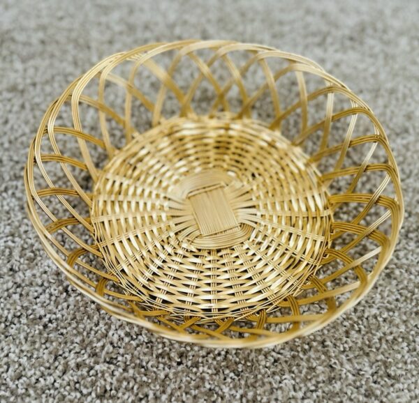 1960s Boho Hand Made Indian Woven Brass Round Basket - Image 4