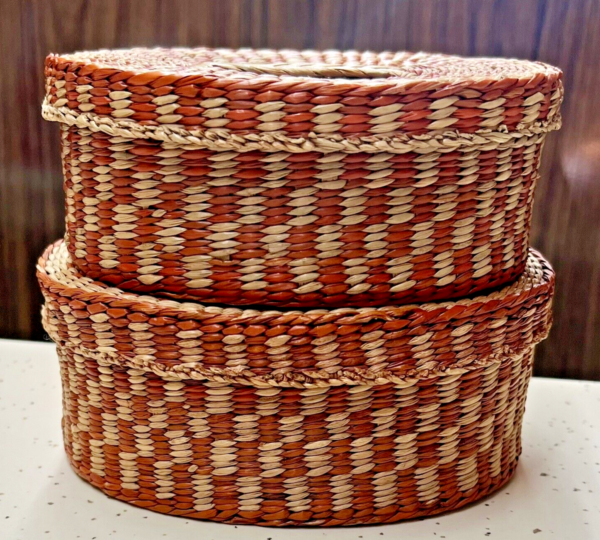 2 Vintage Nesting Baskets Woven Basket Weave Oval Lidded Boxes 6 & 5.5" BOHO - Image 2