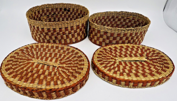 2 Vintage Nesting Baskets Woven Basket Weave Oval Lidded Boxes 6 & 5.5" BOHO - Image 4