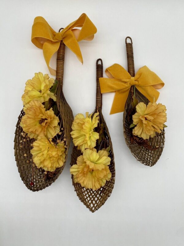 3 Wicker Rattan Boho Wall Hanging Basket Scoop Spoon Faux Flowers 70s Grannycore