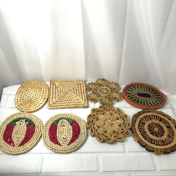 8 Vintage Woven Rattan Straw Hot Pads Trivets Boho Basket Wall Decor