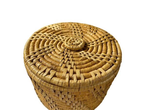 90s Boho 7 Inch Round Hand WOVEN Basket With Lid Aztec Design Home Decor - Image 2