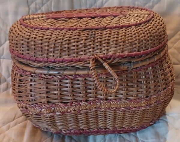 Antique 12"x8.5" WICKER Covered Oval Gathering Basket Amish