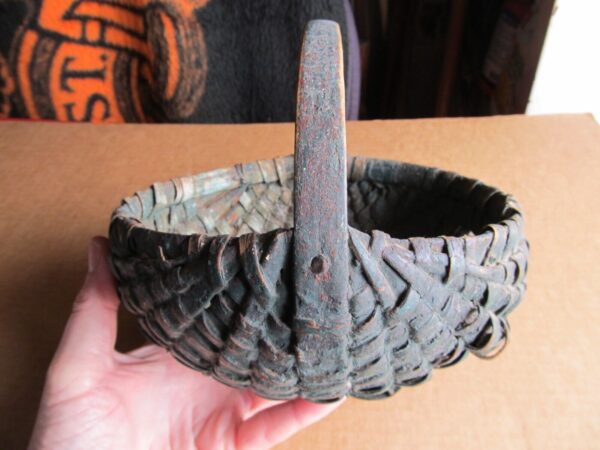 Antique Estate Country Primitive Basket w/ Green Paint Woven Oak Split - Solid - Image 3