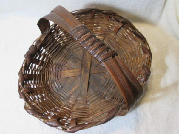 Antique Primitive Hand Woven Split Oak Handle Gathering Basket - Image 2