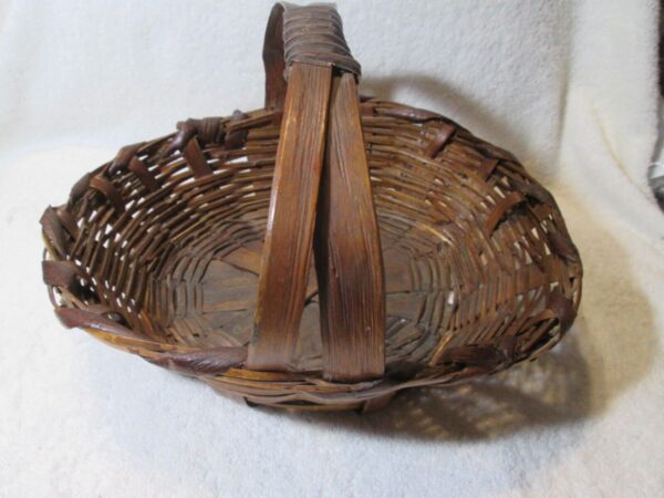 Antique Primitive Hand Woven Split Oak Handle Gathering Basket - Image 3