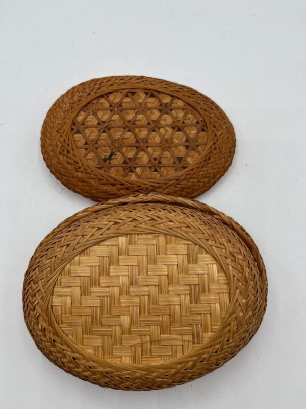 Basket, Oval - Rattan Small Basket Trinket Dish Boho Flower Design! - Image 2