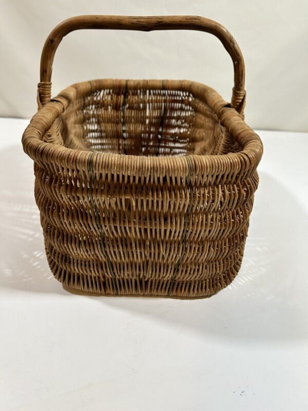 BASKET Wicker Woven Rattan, Flat Bottom w Natural Wood Limb Handle. BOHO, VGC - Image 6