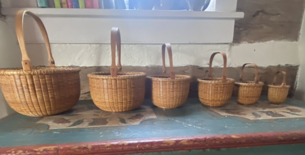 Beautiful hand crafted nest Nantucket Baskets set of 6 graduated vtg/antique - Image 2