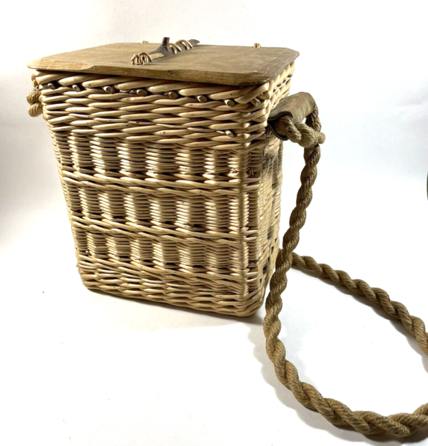 Boho Chic Handmade Wicker Woven Basket Cross Body Purse Lunch box Picnic Basket