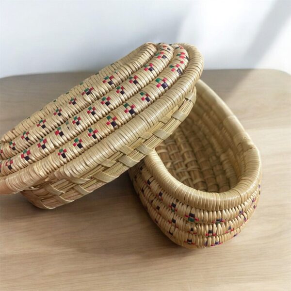 Boho Woven Oval Basket with Lid Seagrass Multi color - Image 4