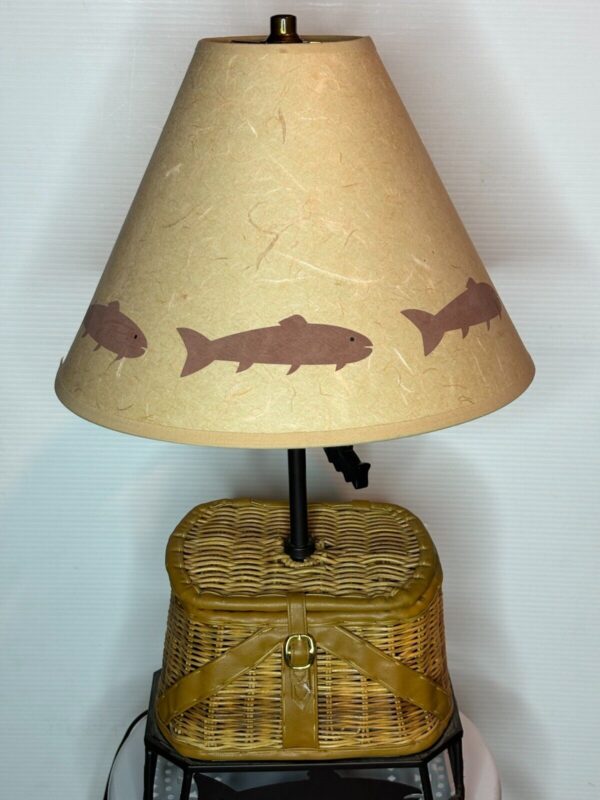 Cabin Lake Fly Fishing Fisherman Wicker Vintage Creel Basket Table Lamp & Shade - Image 3