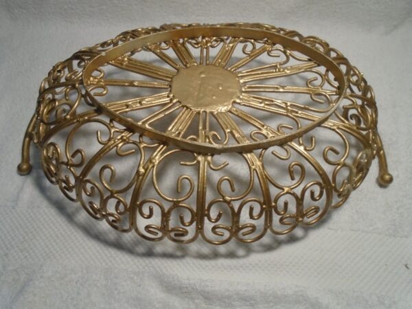 EUC Vintage Wrought Iron Victorian Style Heavy Weighted Basket - Image 3