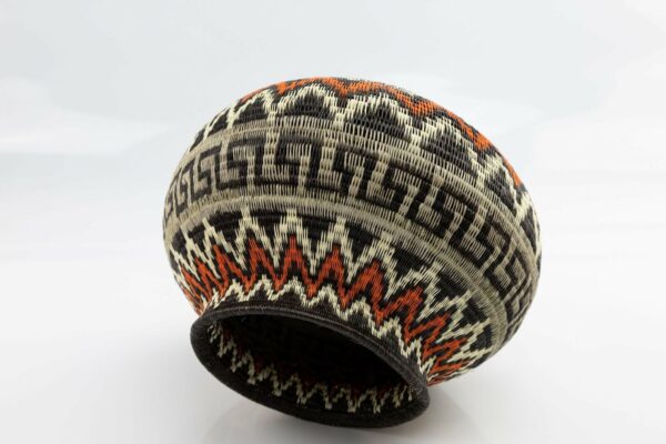 Hand Woven Classic Design Basket - Image 4