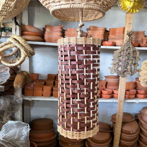 Handmade Elegance: Rustic Natural Wicker Lampshade for Timeless Lighting - Image 4