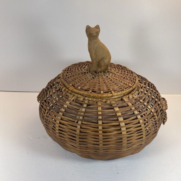 Handmade Round Woven Basket With Carved Cat on Lid Boho Style CAT LOVERS