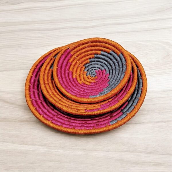 Handwoven Sabai Dry Grass Baskets Boho Home Décor Wall Plates 3 Pc Multicolour - Image 2