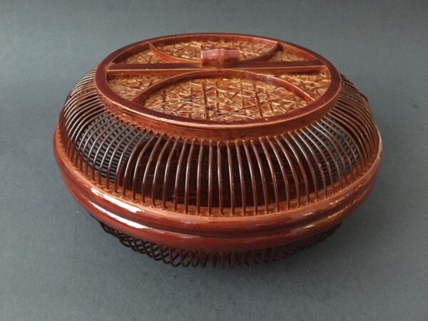 Japanese Chinese Bamboo Woven Food Snack Candy Basket 7.75"D Lacquered Handmade