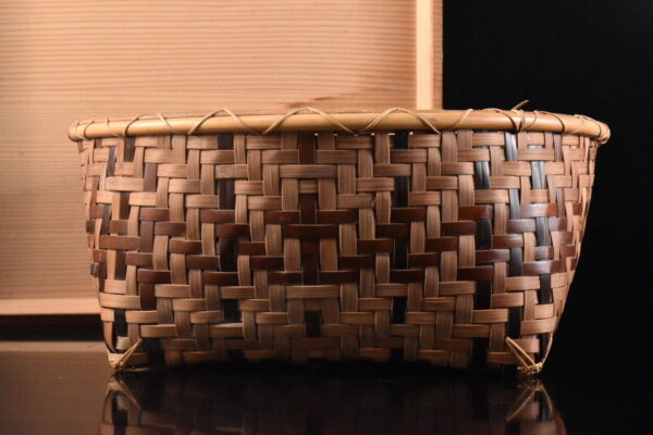 K4782: Japanese Wooden Bamboo Wickerwork CHARCOAL BASKET, auto w/signed box