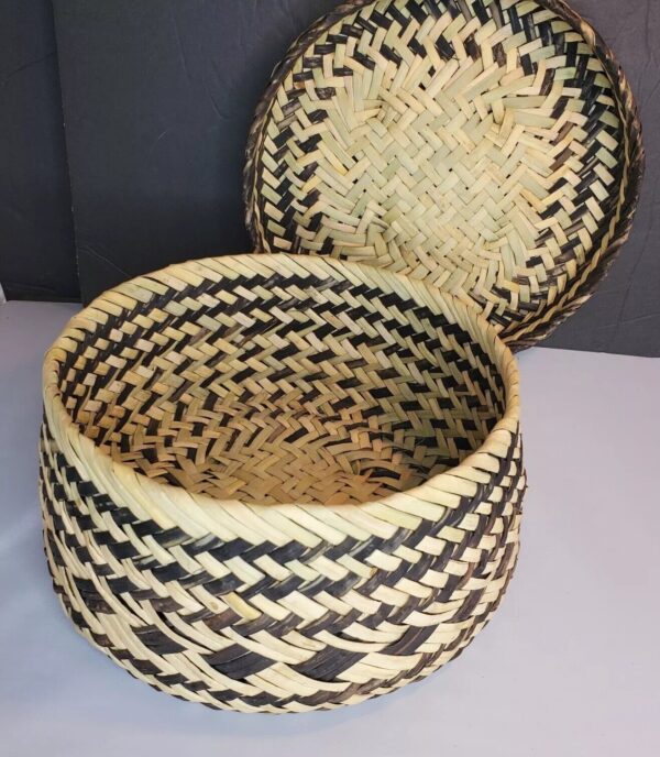 Large Vintage BoHo Tarahumara Basket With Lid Handmade Dark Light Mexico 10x5.5"