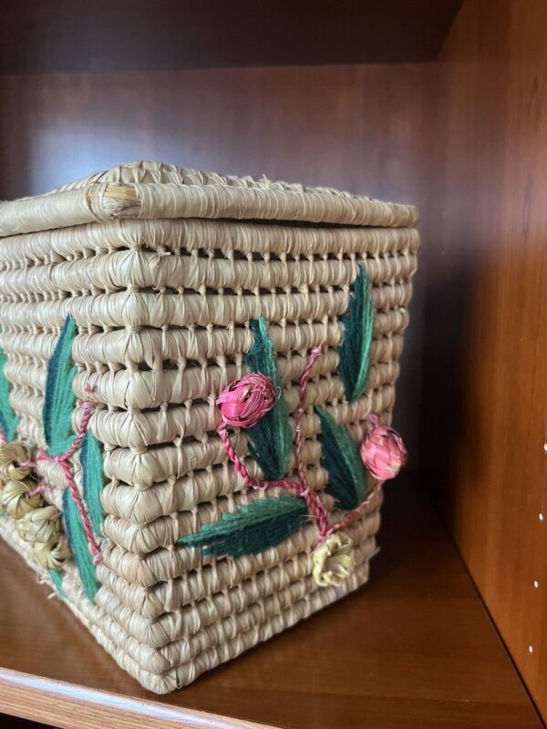 Large Vintage Woven Floral Accent Basket Trinket Box Boho Farm House Decor - Image 6