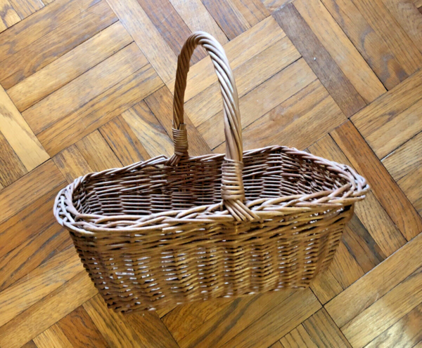 Large Wicker Basket Boho Vintage Hand Woven Gathering Harvest With Handle 10x13"