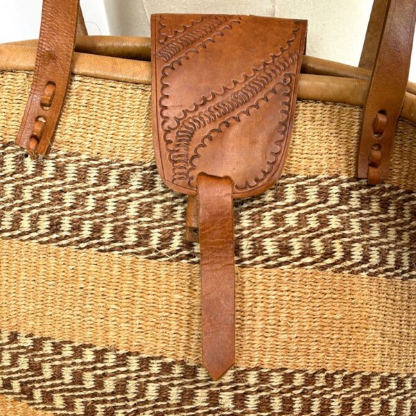 Large Woven Brown Jute Basket Bag Tote Embossed Leather Trim Zips Closed - Image 3