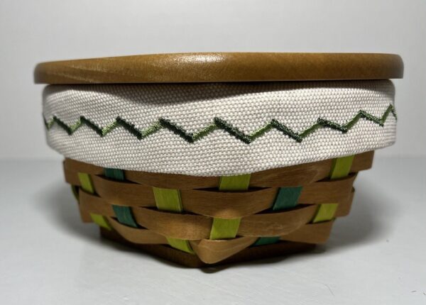 Longaberger 2015 St. Patrick’s Day Hexagon Shape Hand Woven Basket - Image 3