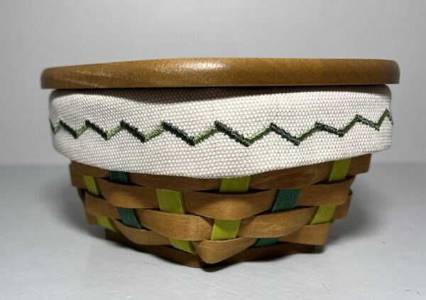 Longaberger 2015 St. Patrick’s Day Hexagon Shape Hand Woven Basket - Image 4