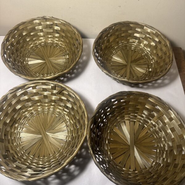 Lot of 4 Bread Baskets, 10" Round Wicker Rattan