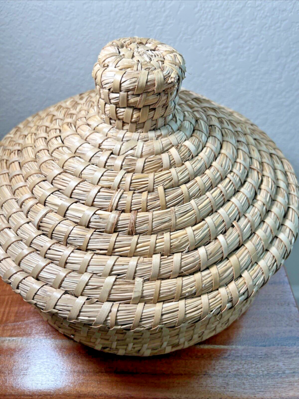 MCM Hand Woven Round Basket w/ Lid Boho Medium Tan Decorative Natural Beehive - Image 2