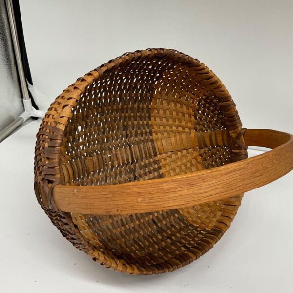 Medium Rustic Gathering Woven Wicker Basket Natural Light Brown Sturdy - Image 6