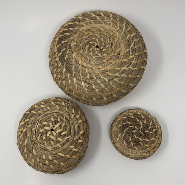 Nesting Baskets Lids Seagrass Round Set of 3 Boho Farmhouse Chic Country Storage - Image 4