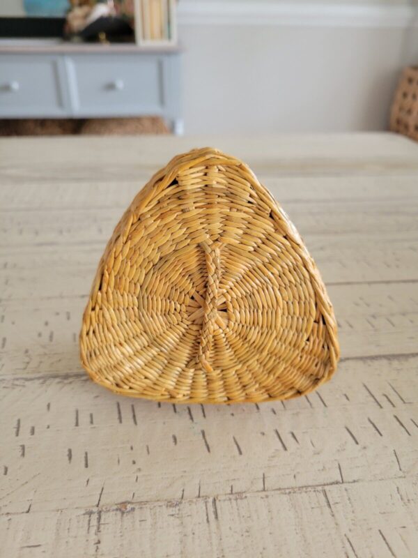 🌾NWT! VTG Beige Boho Triangle Seagrass Woven Wicker Trinket Box Basket & Lid - Image 4