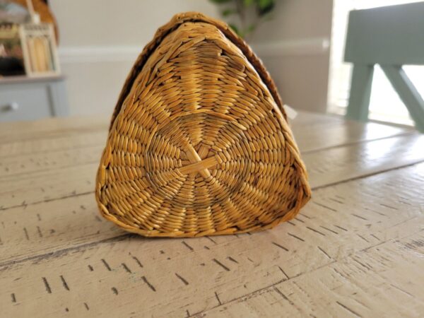 🌾NWT! VTG Beige Boho Triangle Seagrass Woven Wicker Trinket Box Basket & Lid - Image 5