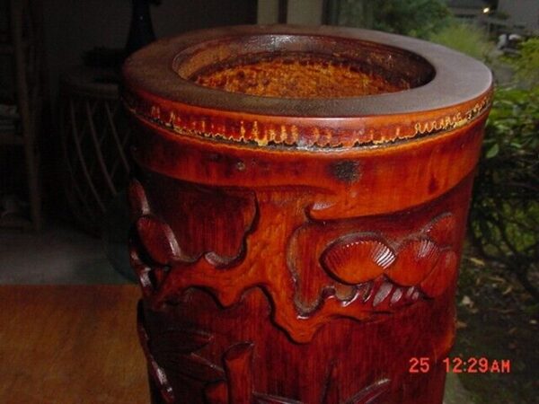 OLD CHINESE CARVED BAMBOO BRUSH HOLDER DRY FLOWER VASE INSECT MOTIF - Image 5