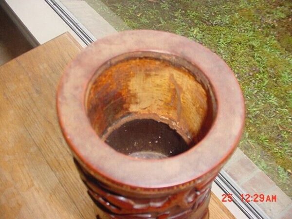 OLD CHINESE CARVED BAMBOO BRUSH HOLDER DRY FLOWER VASE INSECT MOTIF - Image 6