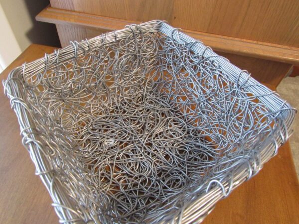 Ornate Twist Wire square Basket Handmade Retro Boho modern silver NEW - Image 3