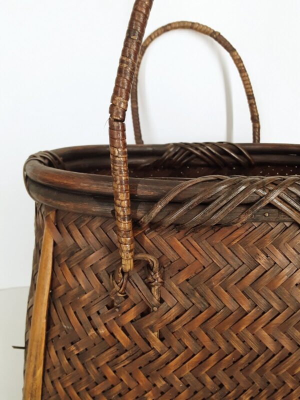 Rare Ikebana Japanese woven bamboo basket Purse? With Arch Handles - Image 5