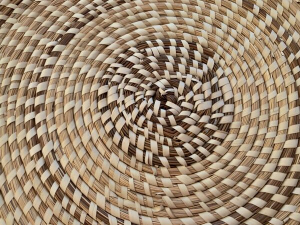 RARE X-LARGE Handmade SOUTH CAROLINA GULLAH SWEETGRASS FANNER BASKET 19" VINTAGE - Image 3