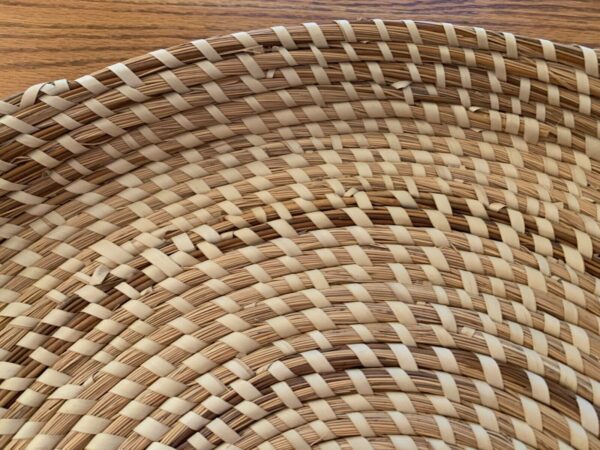 RARE X-LARGE Handmade SOUTH CAROLINA GULLAH SWEETGRASS FANNER BASKET 19" VINTAGE - Image 4