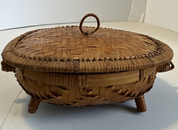 Rattan Turtle 8” by 6.5 Storage trinket Basket with Lid Boho Eclectic vintage - Image 6