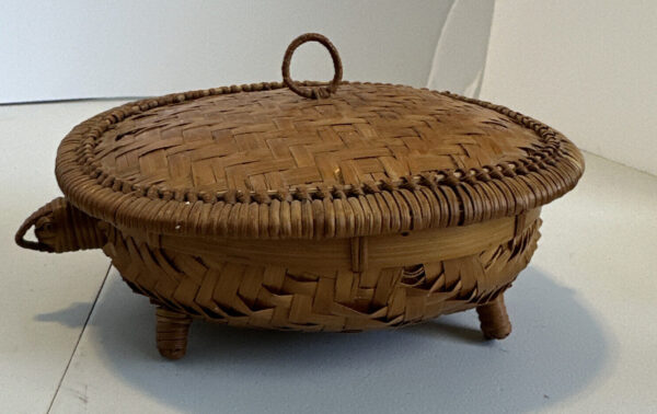 Rattan Turtle 8” by 6.5 Storage trinket Basket with Lid Boho Eclectic vintage