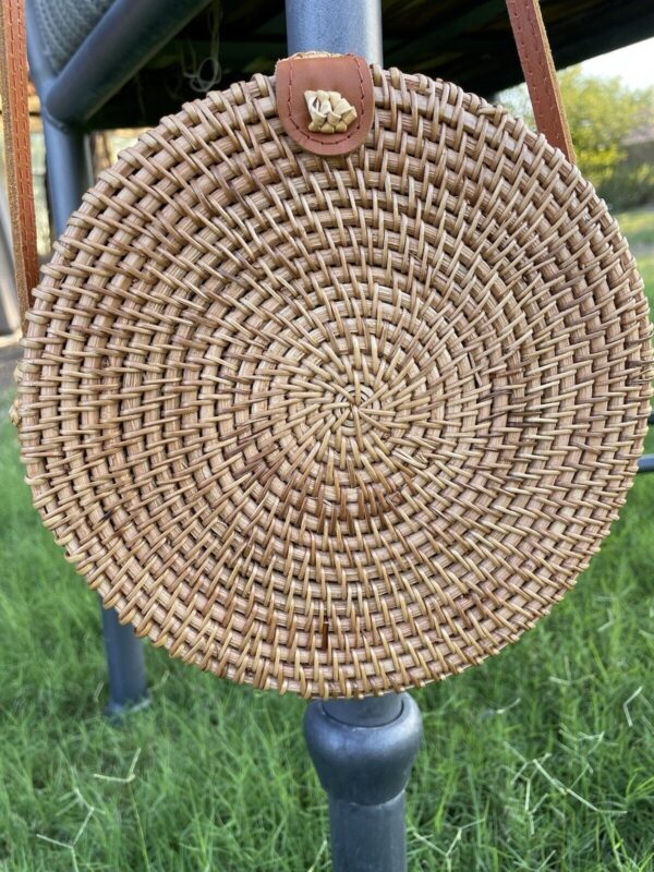 Round Rattan Purse Bag Crossbody Handwoven Straw basket Beachy Boho Summer - Image 3