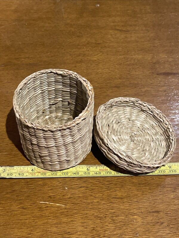 Round Seagrass Storage Basket Container Trinkets Vintage Boho With Lid HF - Image 6