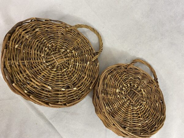 Set 2 Hanging Wicker Grapevine Round Baskets Wall Pocket Decor Primitive - Image 2