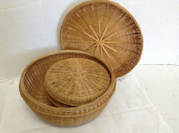 Set 4 Vintage Round Woven Nesting Lidded Baskets Boho Handmade Storage Natural - Image 4