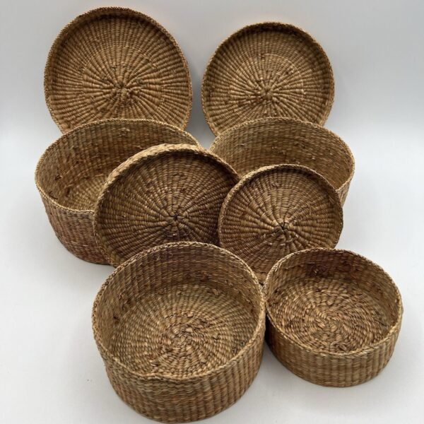 Set 4 Vtg Small Round Sweet Grass Nesting Baskets Lids Stacking 1960s Handmade - Image 4