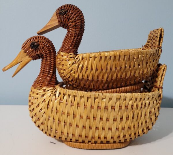 Set Of 2 Woven 2 Tone Wicker Duck Baskets with Wooden Beak Brand NEW