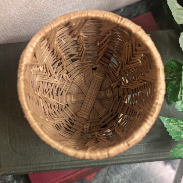 Small Vintage Natural Hand Woven Boho Basket, Pencil, Pen, Makeup Brush Holder - Image 4